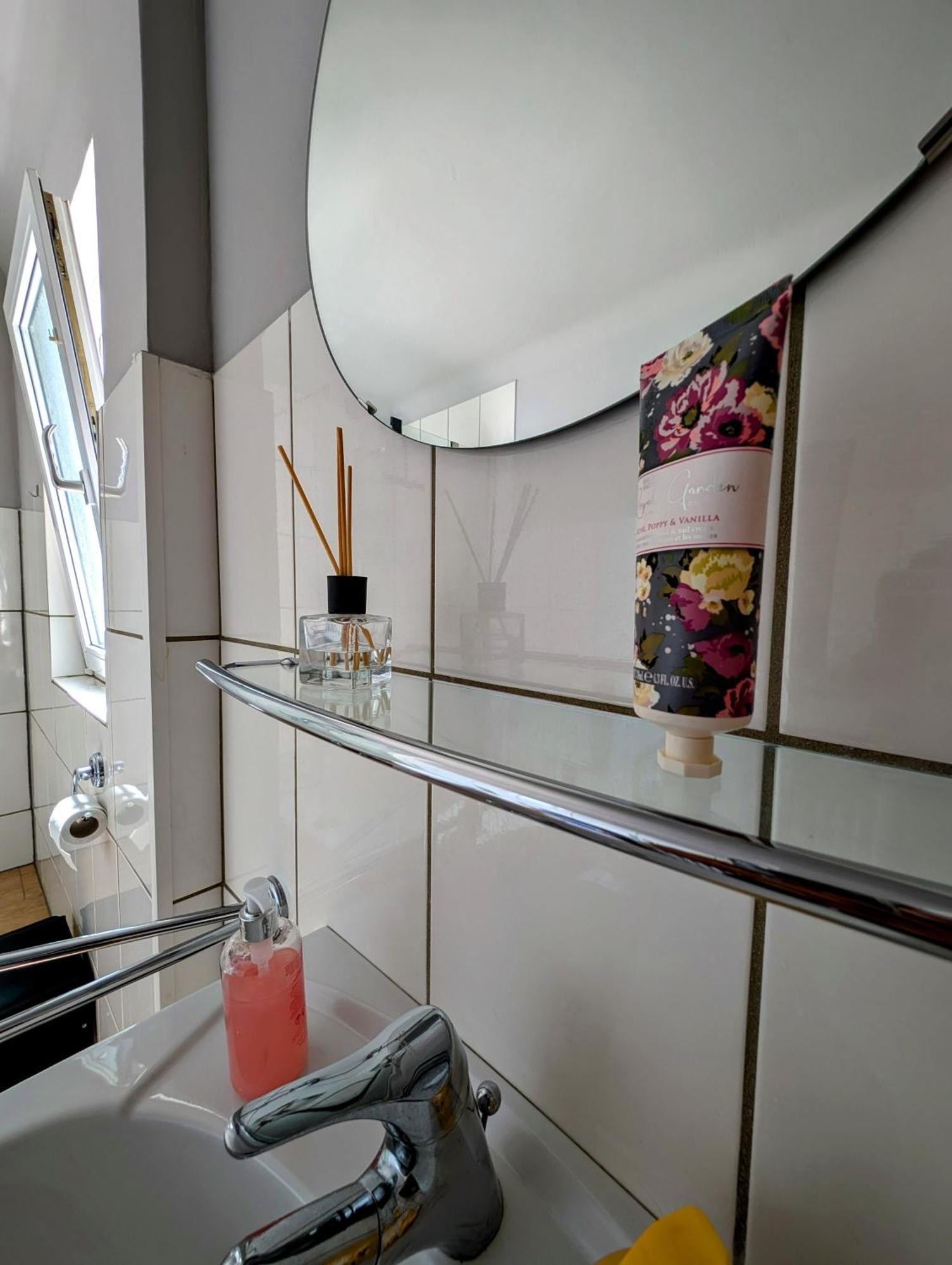 Fewo Bambi Idar-Oberstein - Naturtraum Hunsrueck - 2 Schlafzimmer - Netflix Екстер'єр фото